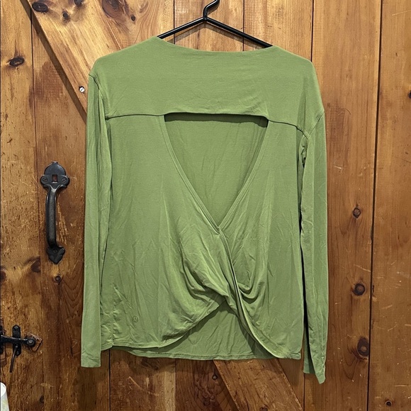 Lululemon Women’s Modal blend Open back long sleeve shirt Bronze Green - Picture 3 of 4